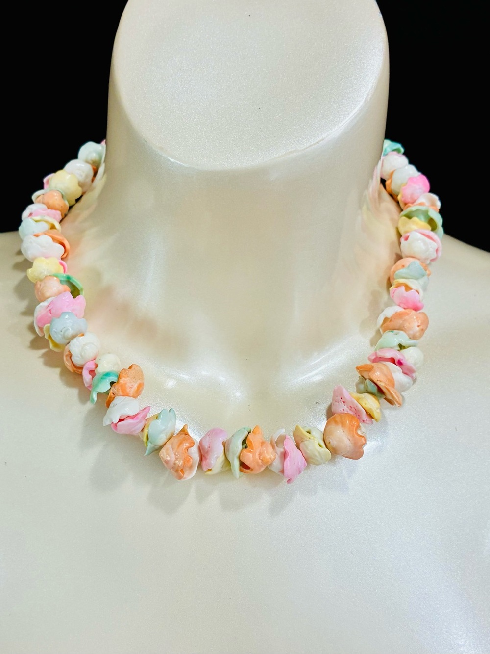 VTG Pastel Multicolor Shell Bead Necklace - ICE CREAM SCOOPS Women's Jewelry - Picture 5 of 16